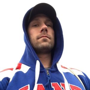 Meet your Posher, Justin